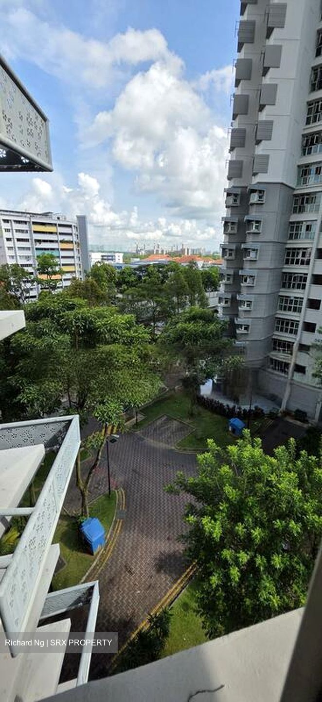 Blk 384 Bukit Batok West Avenue 5 (Bukit Batok), HDB 4 Rooms #502582371